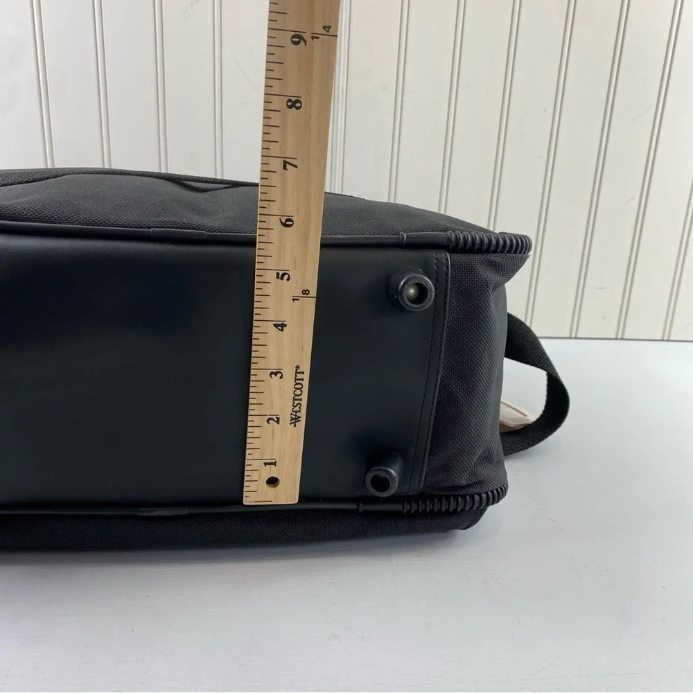 NWOT American Tourister Black Messenger Carryon‎ Bag
